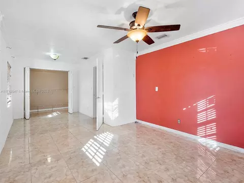 241 W 33rd St, Hialeah, FL 33012 photo 21