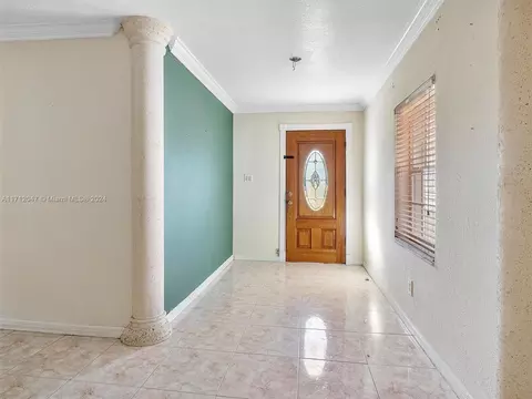 241 W 33rd St, Hialeah, FL 33012 photo 4