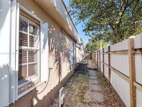 241 W 33rd St, Hialeah, FL 33012 photo 38