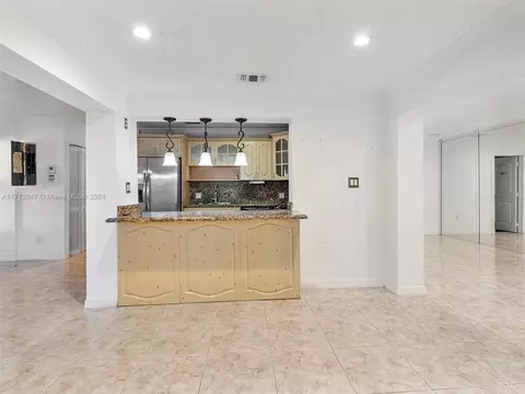 241 W 33rd St, Hialeah, FL 33012 photo 12
