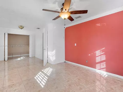 241 W 33rd St, Hialeah, FL 33012 photo 22