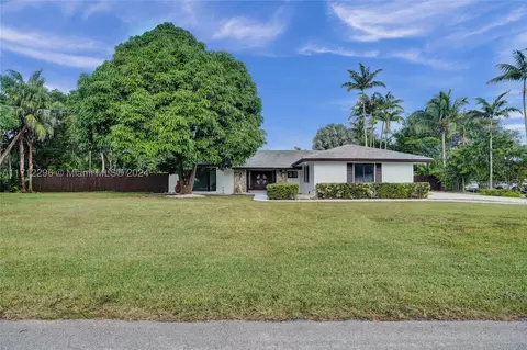 7005 SW 149th Ter, Palmetto Bay, FL 33158