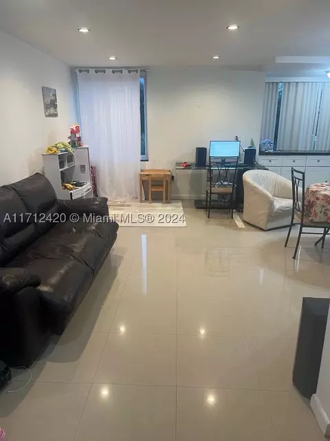 250 180th Dr #104, Sunny Isles Beach, FL 33160