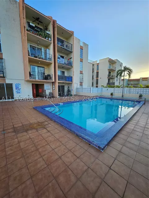1051 SW 1st St #205, Miami, FL 33130