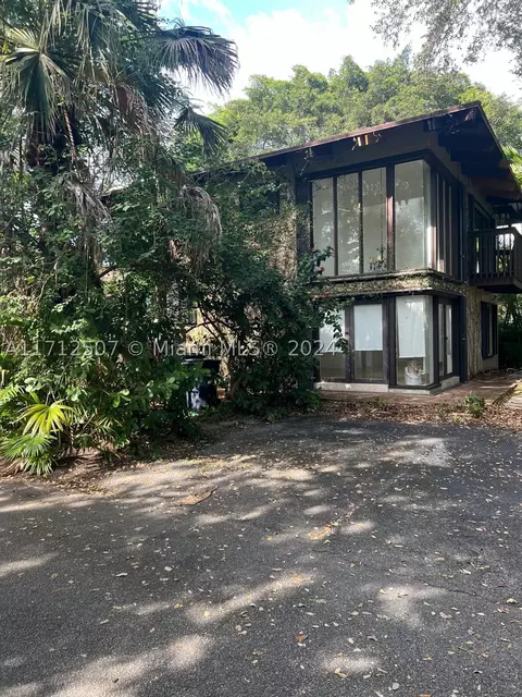 6565 SW 55th Ln, Miami, FL 33155
