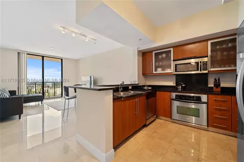 888 S Douglas Rd #1413, Coral Gables, FL 33134