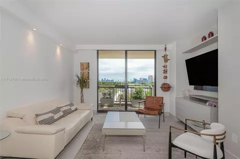 55 Merrick Way #538, Coral Gables, FL 33134