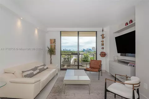 55 Merrick Way #538, Coral Gables, FL 33134