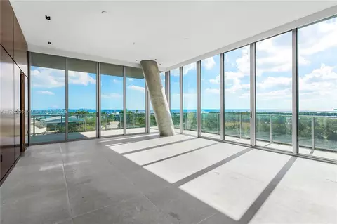 2675 S Bayshore Dr #602S, Miami, FL 33133