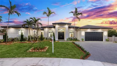 6236 SW 55th Ct, Davie, FL 33314