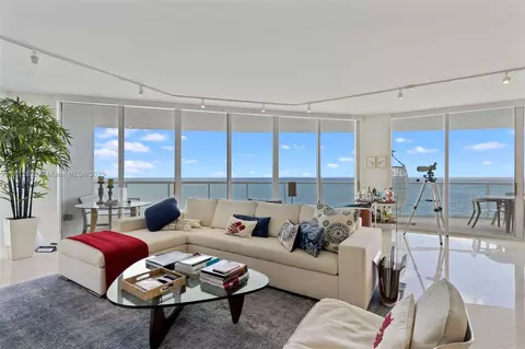 18671 Collins Ave #1602, Sunny Isles Beach, FL 33160