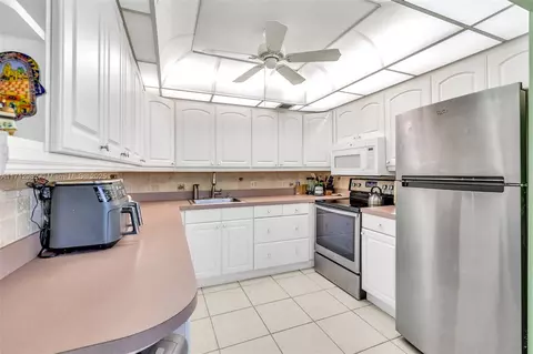 3003 Lyndhurst H #3003, Deerfield Beach, FL 33442