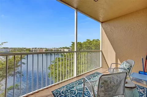 7623 Southampton Ter #404, Tamarac, FL 33321