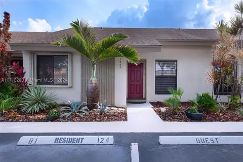3092 S Oakland Forest Dr #1805, Oakland Park, FL 33309