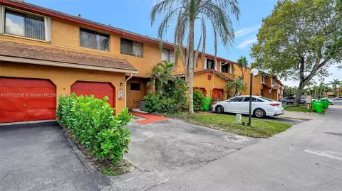 2868 NW 80th Ave, Sunrise, FL 33322
