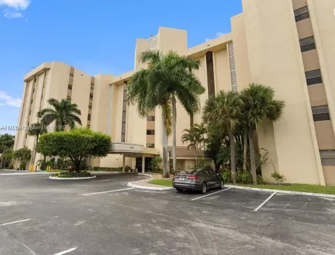 7400 Radice Ct #308, Lauderhill, FL 33319