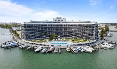 900 Bay Dr #224, Miami Beach, FL 33141