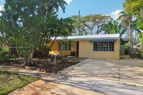 1421 SW 1st Ter, Deerfield Beach, FL 33441