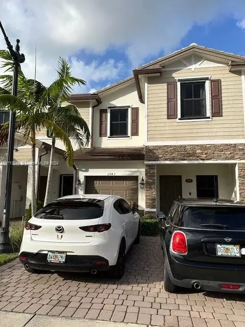 5943 Mustang Mnr, Davie, FL 33314