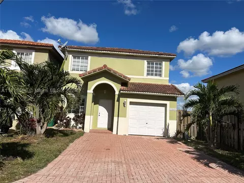 13335 SW 142nd Ter, Miami, FL 33186