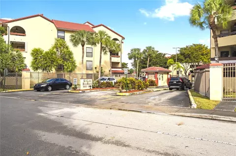 8830 SW 123rd Ct #I-202, Miami, FL 33186