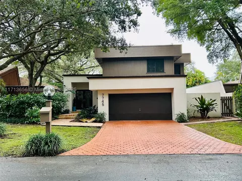 7745 SW 118th Pl, Miami, FL 33183