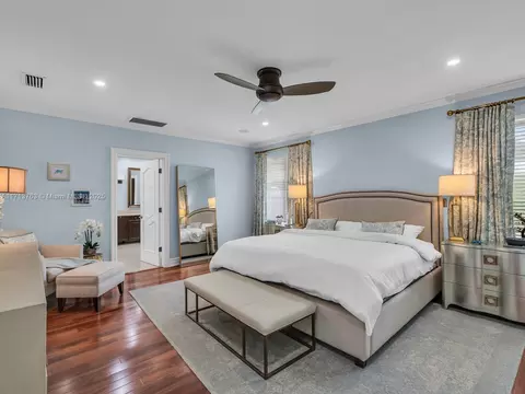 16111 W Troon Cir, Miami Lakes, FL 33014 photo 12