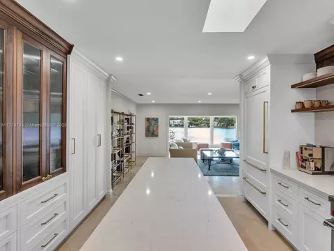16111 W Troon Cir, Miami Lakes, FL 33014 photo 28