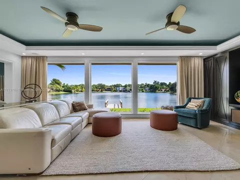 16111 W Troon Cir, Miami Lakes, FL 33014 photo 2