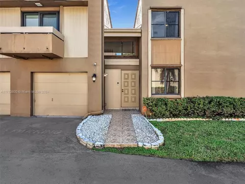 3033 E Missionwood Cir #B-59, Miramar, FL 33025