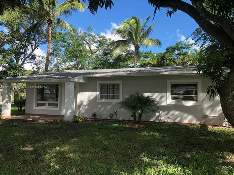 5905 Taft St, Hollywood, FL 33021