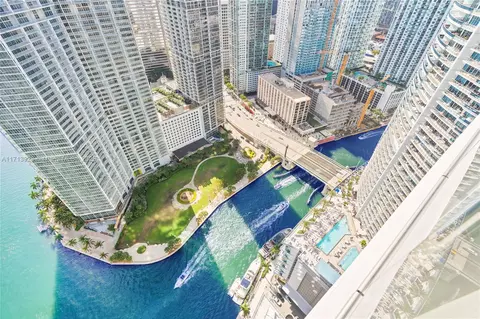 300 Biscayne Blvd Way #4407, Miami, FL 33131