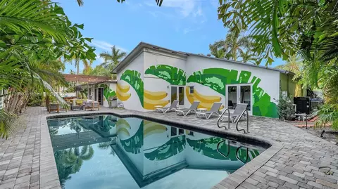 801 NW 24th St, Wilton Manors, FL 33311