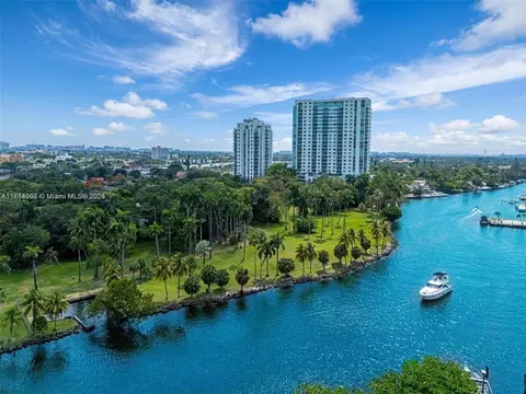 1861 NW S River Dr #1805, Miami, FL 33125