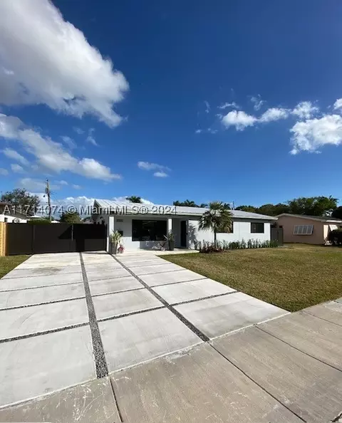 8315 SW 63rd Pl, Miami, FL 33143