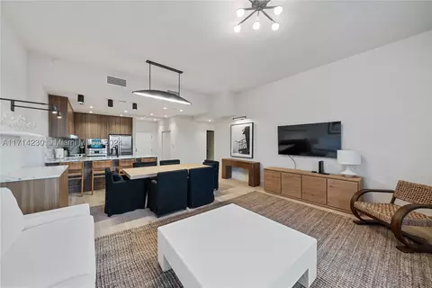 2301 Collins Ave #1637, Miami Beach, FL 33139