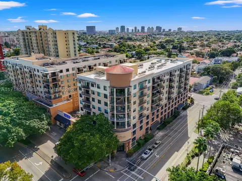 3590 Coral Way #604, Miami, FL 33145