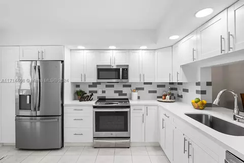 1501 SW 134th Way #109D, Pembroke Pines, FL 33027