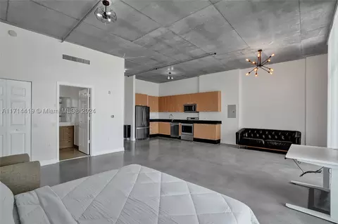2100 Van Buren St #311, Hollywood, FL 33020