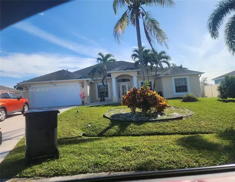 830 SW Jaslo Ave, Port Saint Lucie, FL 34953