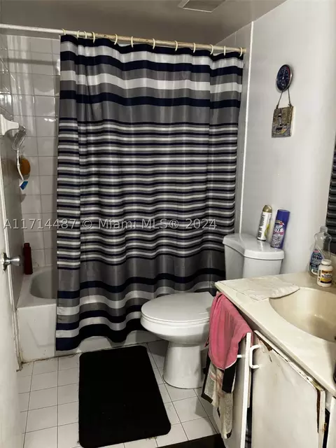14909 SW 80th St #115, Miami, FL 33193