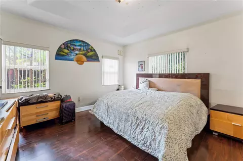 Bedroom - 7050 W 4th Ln, Hialeah, FL 33014 photo 5 of 6