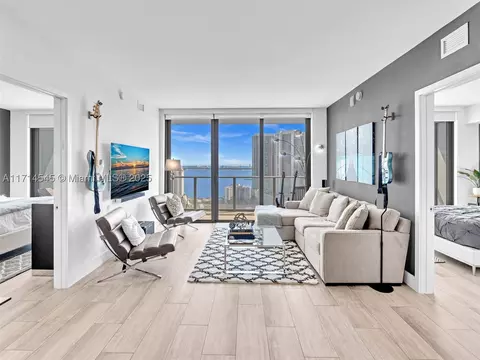121 NE 34th St #2807, Miami, FL 33137