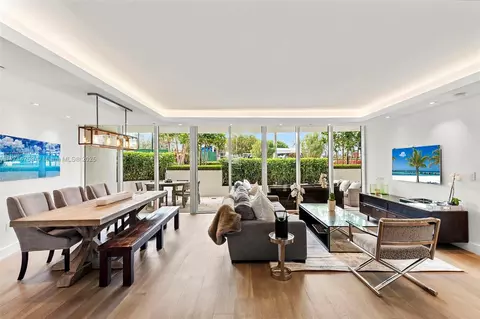 400 Alton Rd #509, Miami Beach, FL 33139