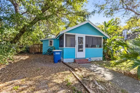 305 Pennsylvania Ave, Clearwater, FL 33755