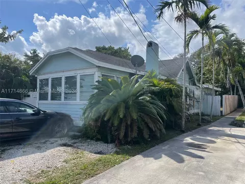 Undisclosed, Hollywood, FL 33020