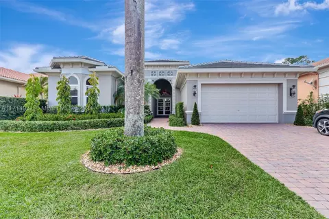 123 Abondance Dr, Palm Beach Gardens, FL 33410