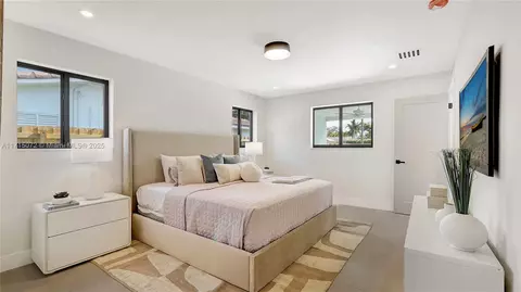 Bedroom - 5212 Monroe St, Hollywood, FL 33021 photo 2 of 2