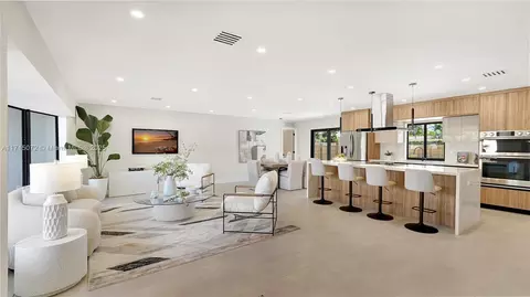 Other - 5212 Monroe St, Hollywood, FL 33021 photo 2 of 5