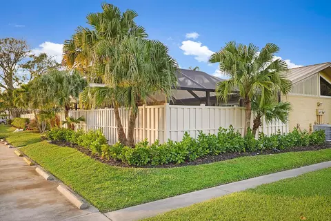 5872 Golden Eagle Cir #5872, Palm Beach Gardens, FL 33418